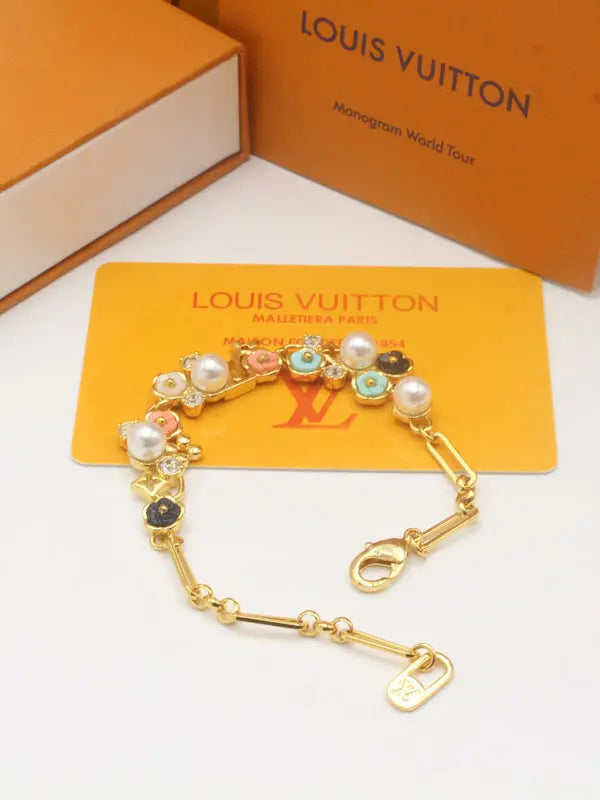 اساور لويس فيتون فلاور ملتي بيرل لوقو ماستر اسواره louis vuitton