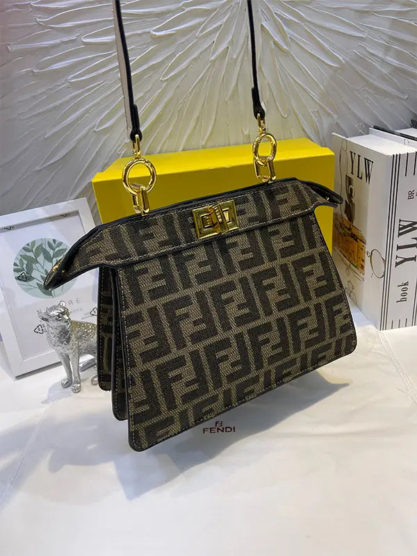 شنطة فندي ماستر نيو ستايل شنط وحقائب fendi bags