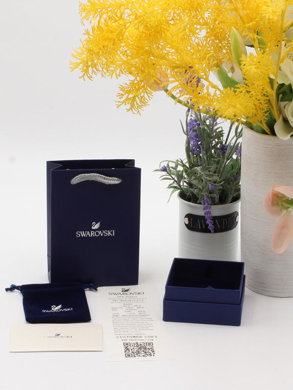 (ملحقات سواروفسكي للاكسسوارات (علبه مربع هدايا Swarovski