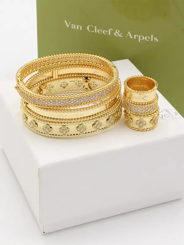 مجموعه اساور وخواتم فان كليف مرصعة زركون ماستر اسواره van cleef