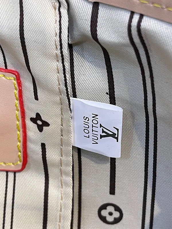 شنطة لويس فيتون كبيره بني داخلي اوفوايت شنط وحقائب fendi bags