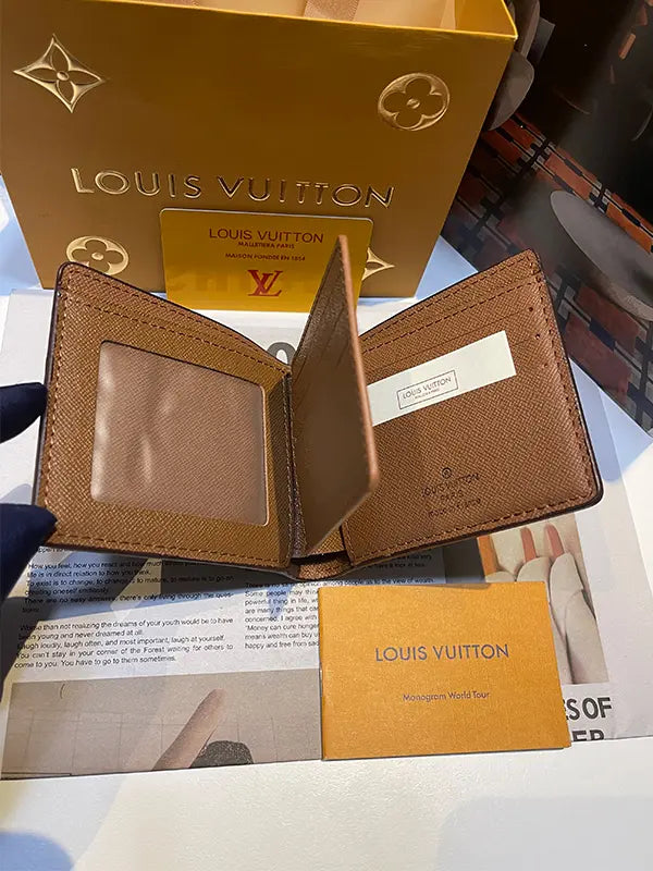 بوك لويس فيتون 320 محافظ louis vuitton bags