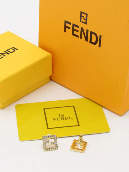 حلق فندي زركون سكوير حلق fendi