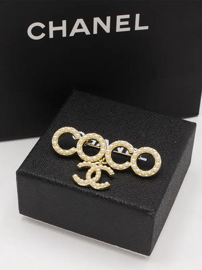بروش شانيل 223 بروش chanel