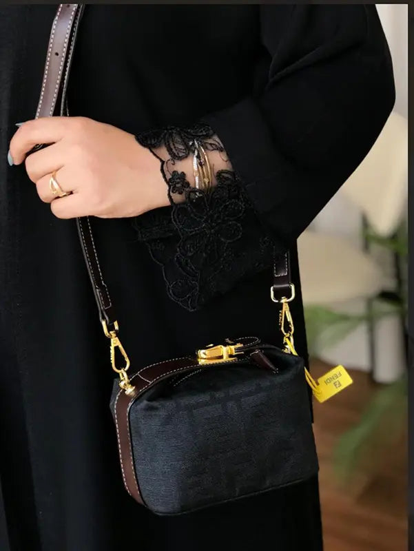 شنطة فندي مايكرو ميني الهبه الماستر