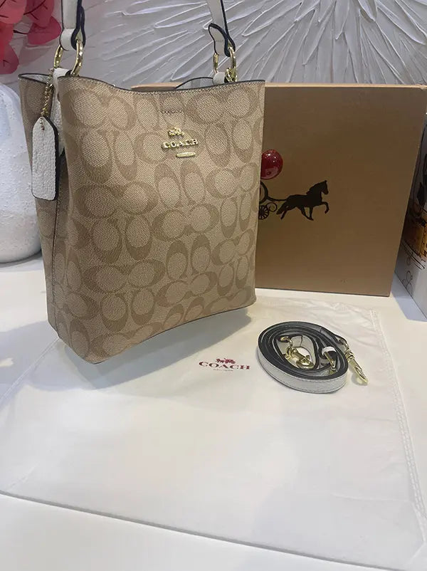 شنطة كوتش ماستر ميديوم شنط وحقائب coach bags