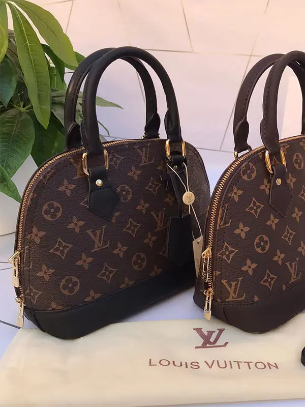 شنطة لويس فيتون نيو ماستر سمول فيرجن شنط وحقائب louis vuitton