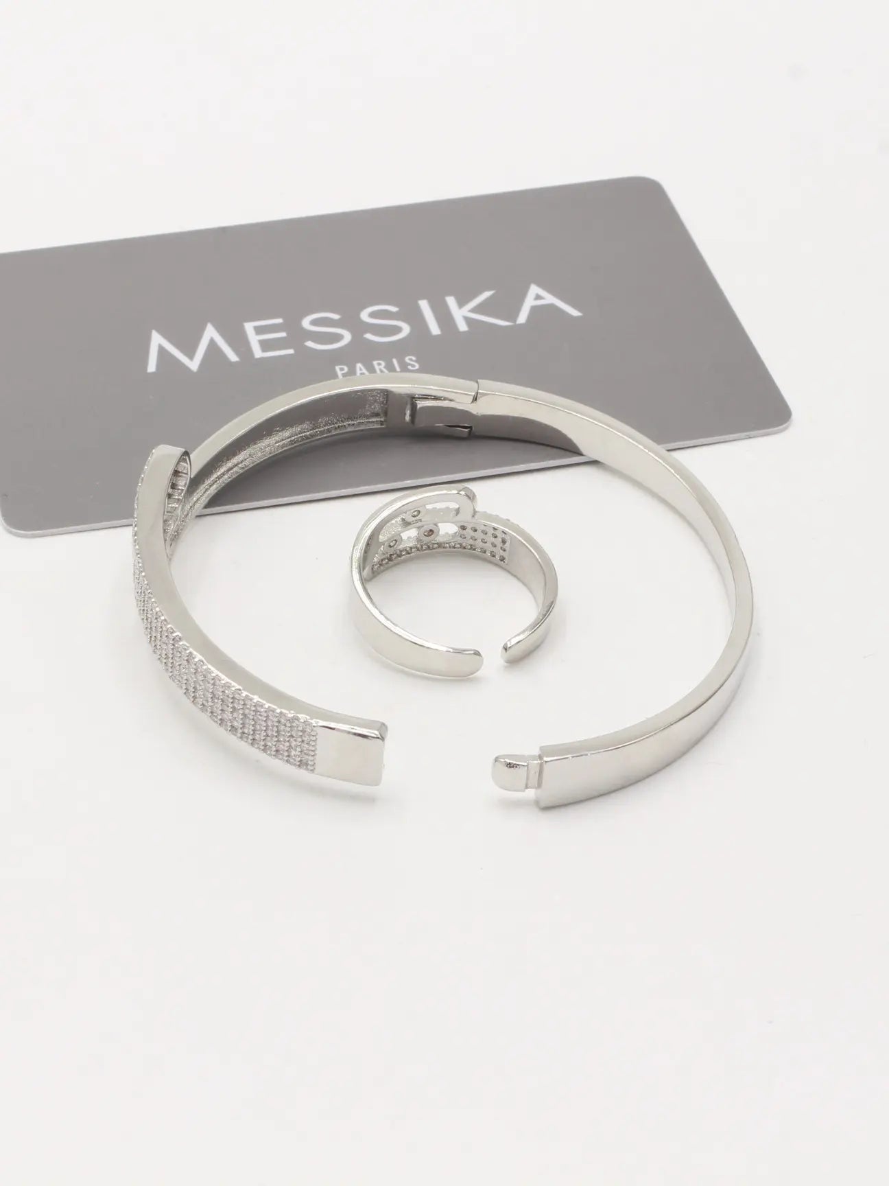 اساور وخاتم ميسيكا زركون 787 اسواره messika