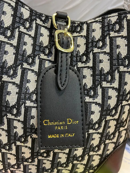 شنطة ديور ماستر وسط شنط وحقائب dior bags