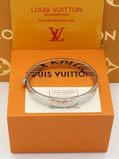 اسواره لويس فيتون فضي اسواره louis vuitton