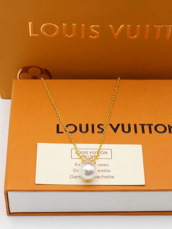 سلسال لويس فيتون زركون وذ بيرل لوقو سلسال louis vuitton