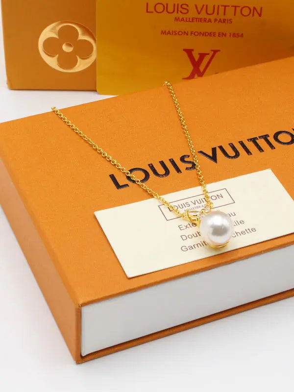 سلسال لويس فيتون زركون وذ بيرل لوقو سلسال louis vuitton