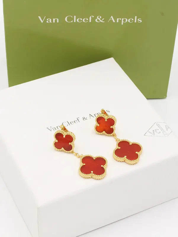 حلق فان كليف وردتين ماستـر حلق van cleef