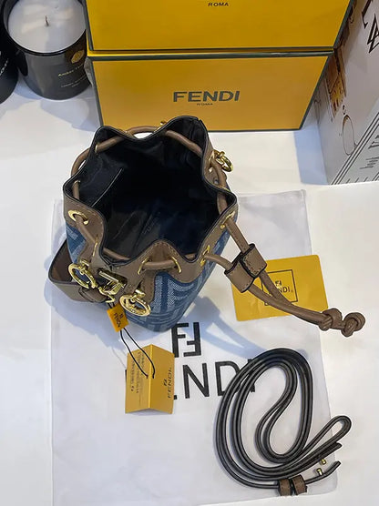 شنطة فندي ماستر صغيرة كحلي شنط وحقائب fendi bags
