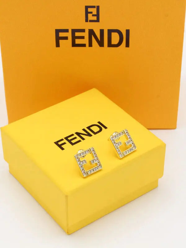 حلق فندي زركون سكوير حلق fendi
