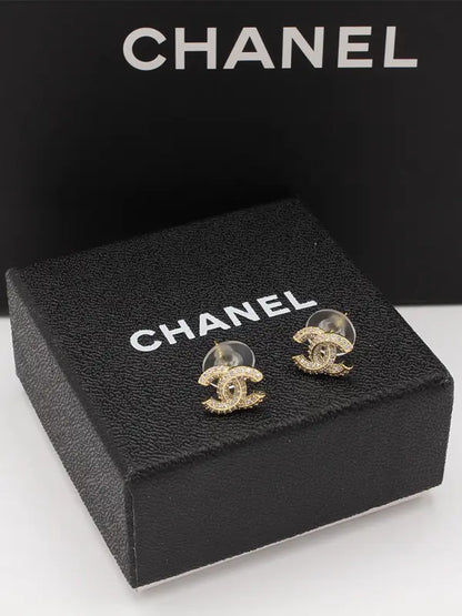 حلق شانيل زركون صغير 622 حلق chanel