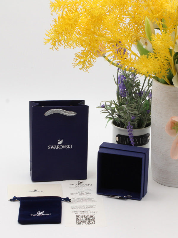 (ملحقات سواروفسكي للاكسسوارات (علبه مربع هدايا Swarovski