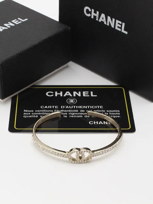 اساور شانيل انتيك الجديد 930 اسواره chanel