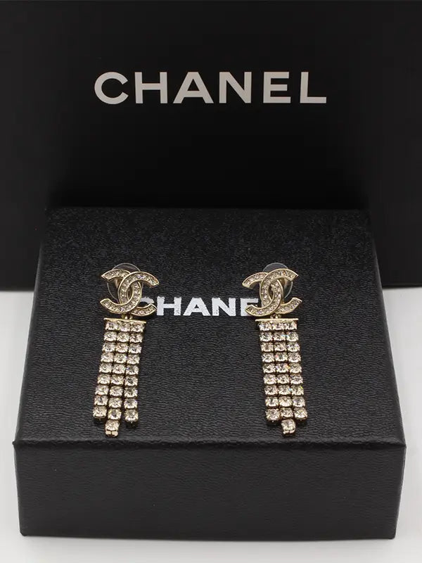 حلق شانيل 541 حلق chanel