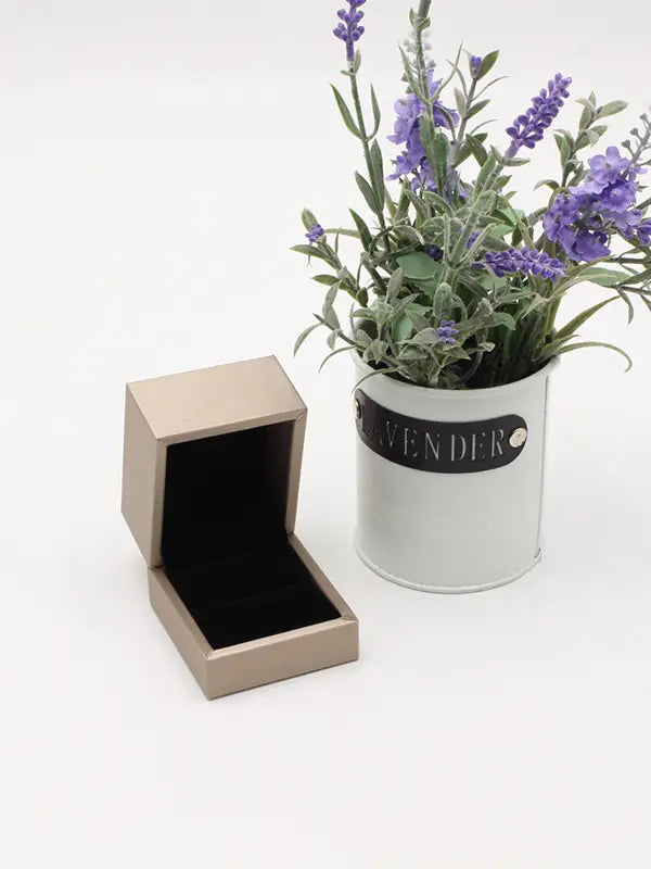 علبة خاتم بني فاخرة هدايا متوفر 2 لون Default Title