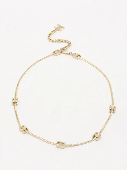 عقد شانيل تشوكر لوقو سلسال chanel