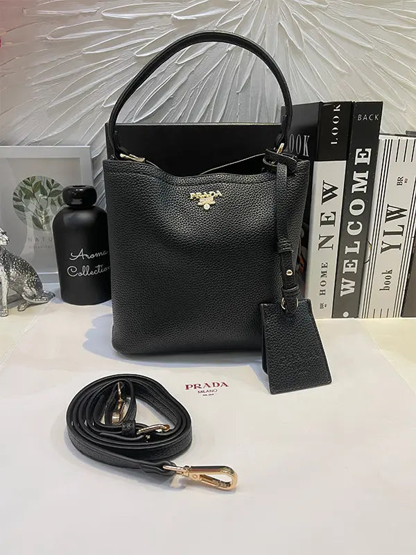 شنطة برادا ليذر شنط وحقائب brada bags