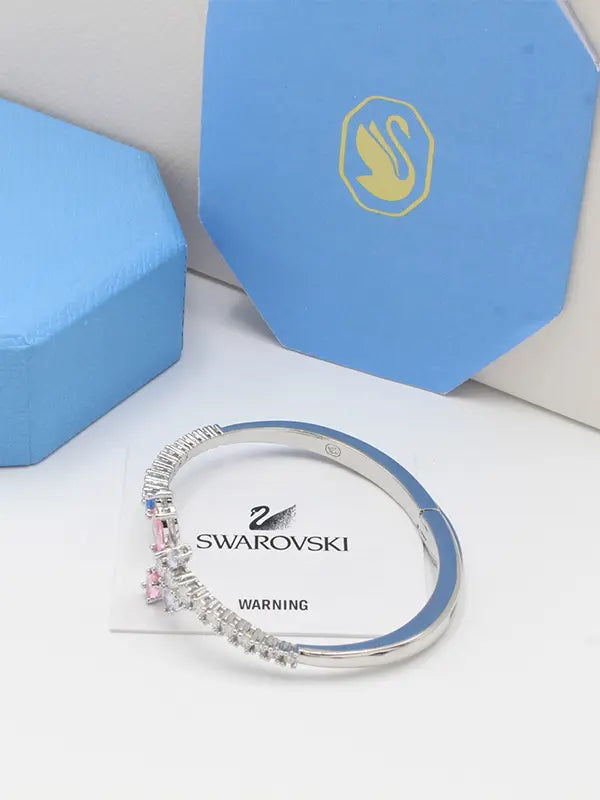 اسواره سواروفسكي اريانا غراندي بانقل ماستر اسواره Swarovski