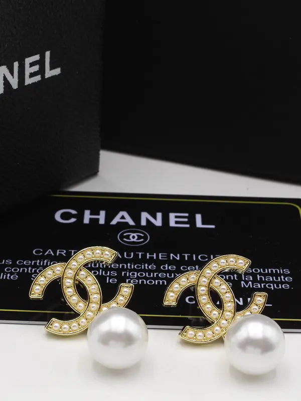حلق شانيل لولو بيرل نيو حلق chanel