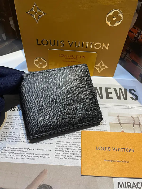 بوك لويس فيتون 319 محافظ louis vuitton bags