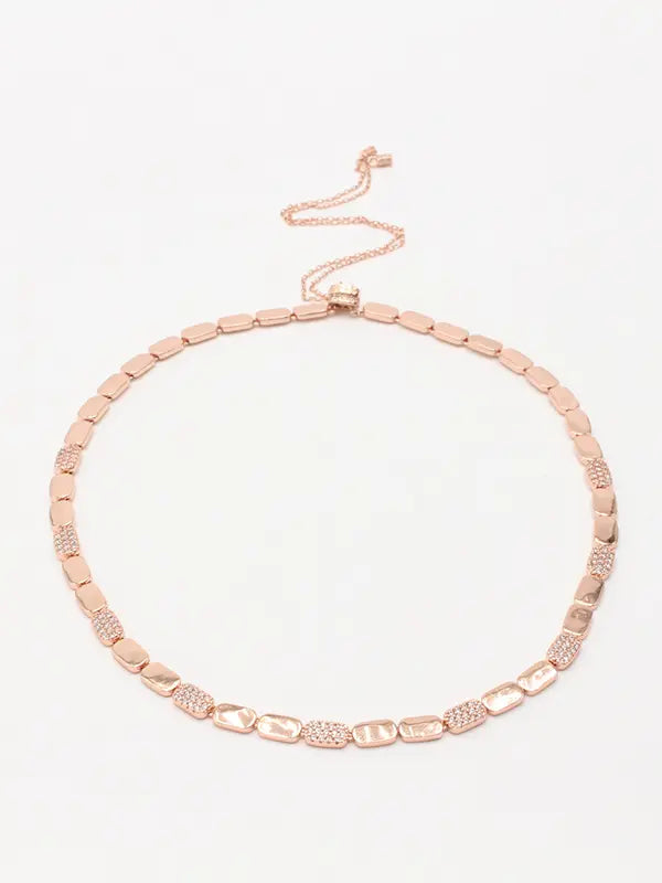 سلسال اي بي ام هاف ستون زركون لوقو سلسال APM