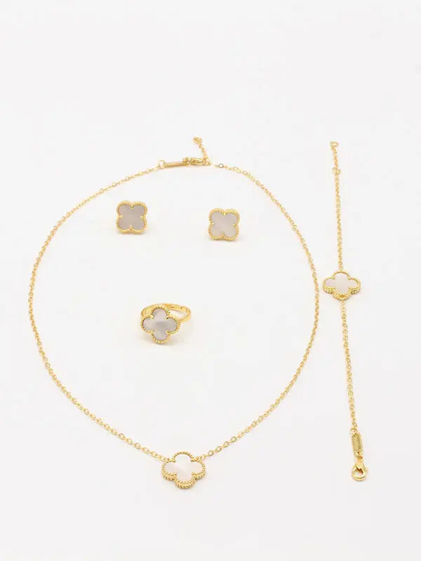 طقم فان كليف الجديد ناعم 4 قطع ابيض اطقم van cleef