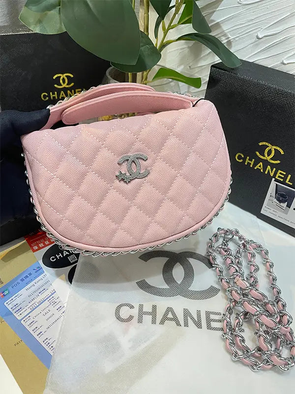 شنطة شانيل لامبسكن كلتش راوند ماستر شنط وحقائب miumiu bags