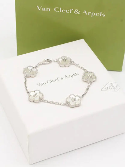 اسواره فان كليف زهرات الامبرا اند اربلز الماستر اسواره van cleef