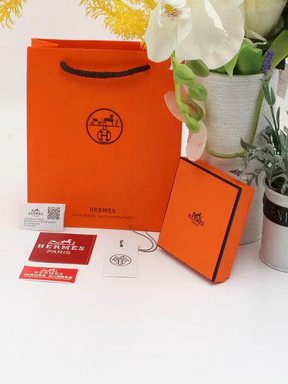 ملحقات هيرمز مربعه الجديد للاطقم هدايا HERMES