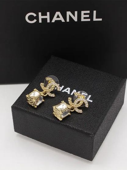 حلق شانيل 577 حلق chanel ذهبي