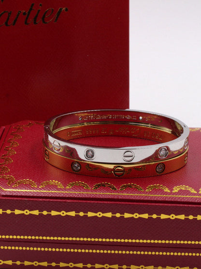 اساور كارتير زركون لوقو اسواره CARTIER