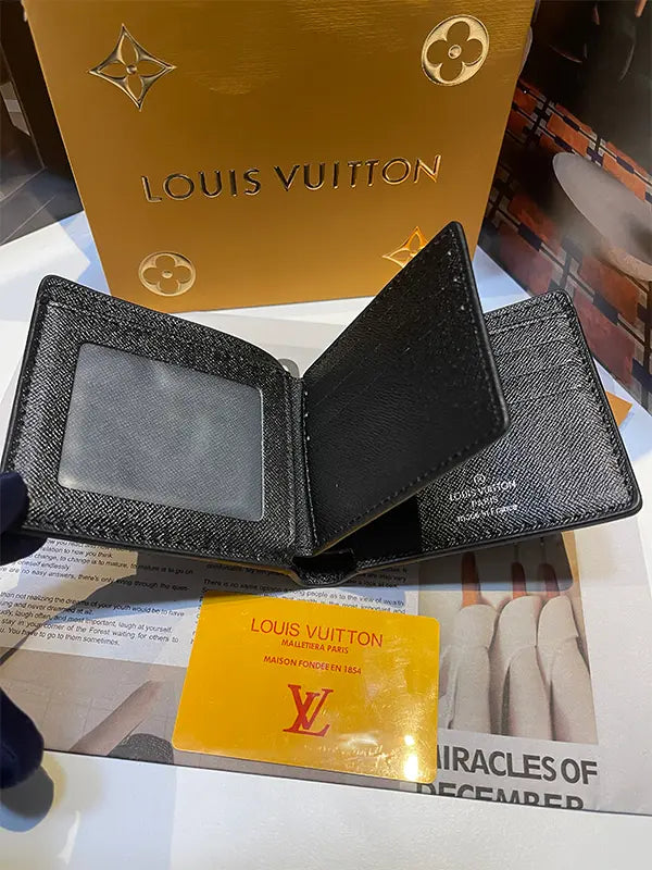 بوك لويس فيتون 318 محافظ louis vuitton bags