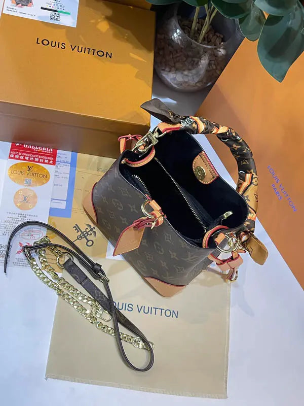 شنطة لويس فيتون الجديد ماستر 83 شنط وحقائب louis vuitton bags