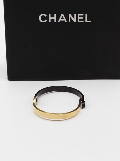 اسوارة شانيل بلاك قولد لوقو اسواره chanel