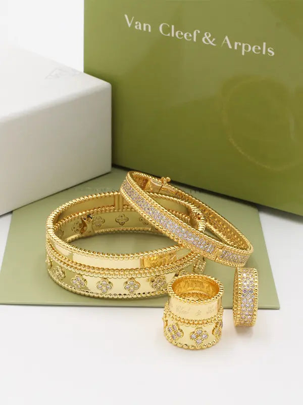 مجموعه اساور وخواتم فان كليف مرصعة زركون ماستر اسواره van cleef