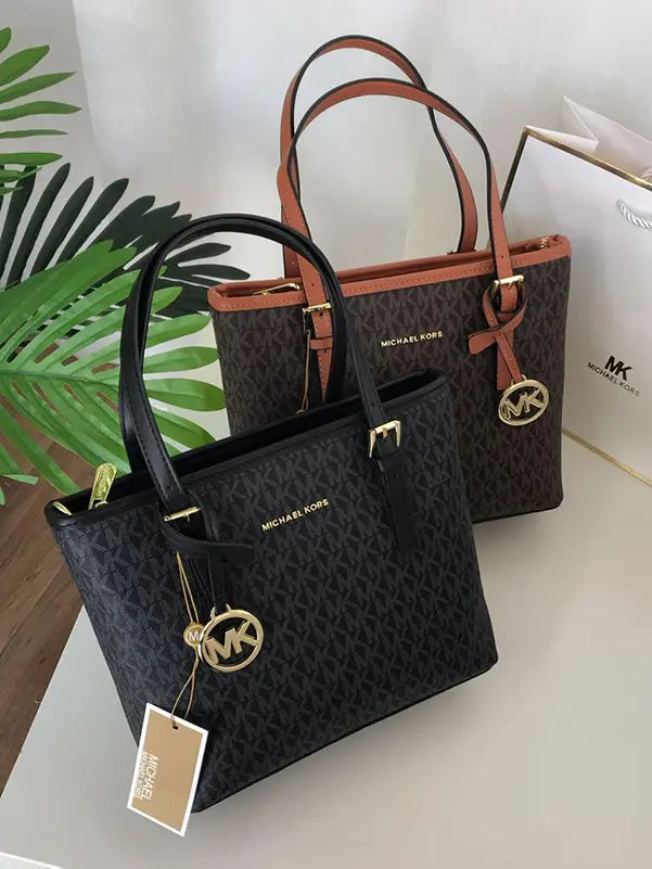 شنطة مايكل كورس الماستر شنط وحقائب Michael Kors bags