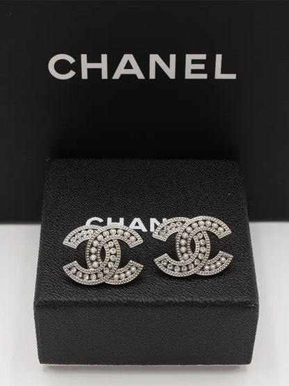 حلق شانيل 569 حلق chanel فضي