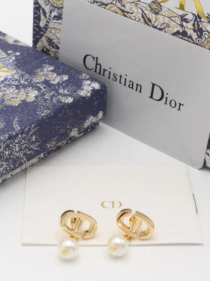 حلق ديور الجديد 677 ماستر حلق dior
