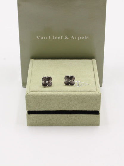 حلق فان كليف وسط لوقو