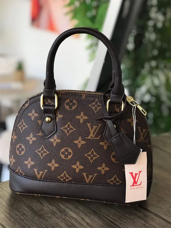 شنطة لويس فيتون نيو ماستر سمول فيرجن شنط وحقائب louis vuitton