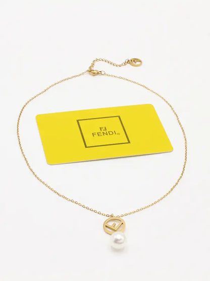 سلسال فندي ميتال بيرل لوقو سلسال fendi