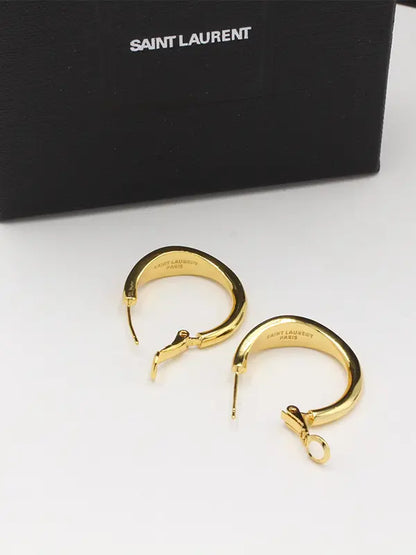 حلق ايف سان لوران مدور ذهبي لوقو حلق ysl
