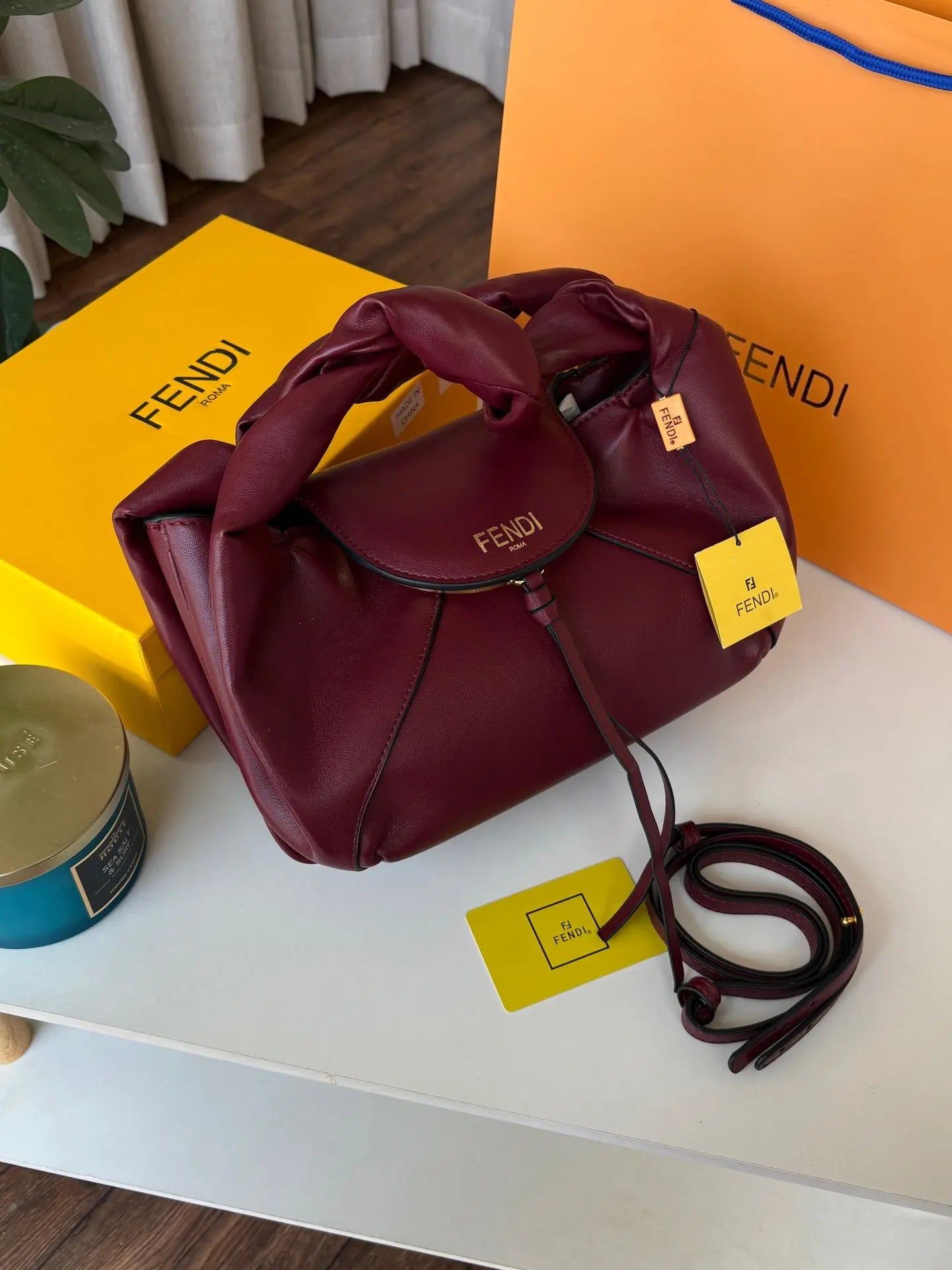 شنطة فندي فنديغرافي الماستر شنط وحقائب fendi bags