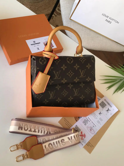 شنطة لويس فيتون الجديد ماستر 82 شنط وحقائب louis vuitton bags