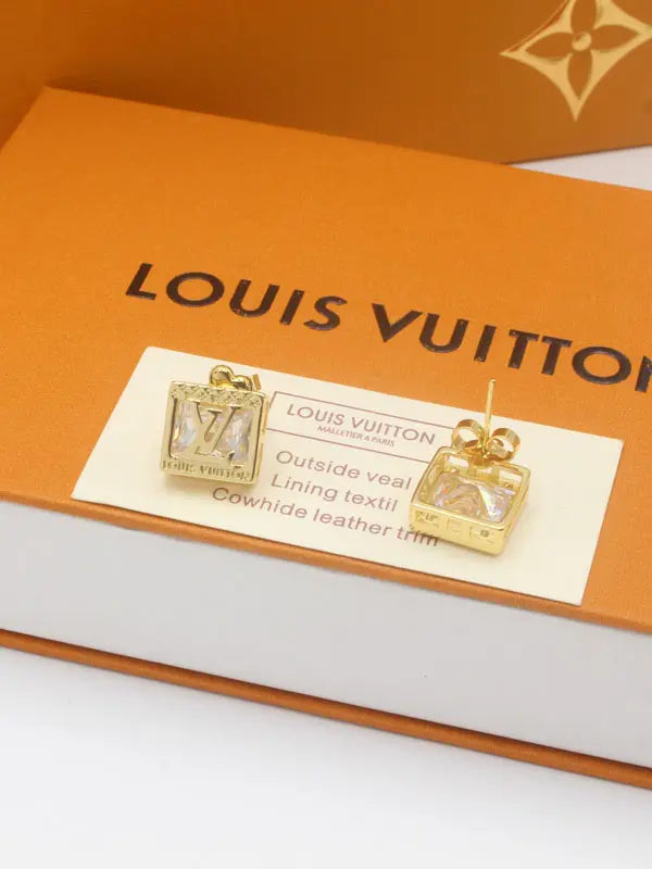 حلق لويس فيتون سكوير لوقو ماستر 700 حلق louis vuitton